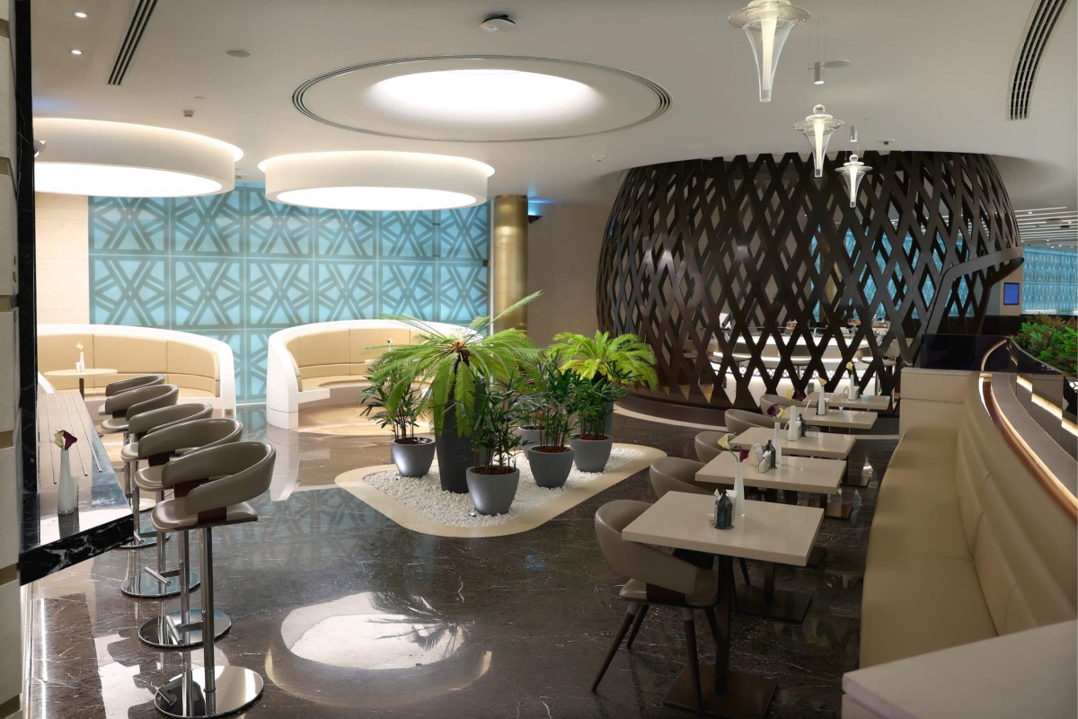 صالات الدرجة والأولى ورجال الأعمال 